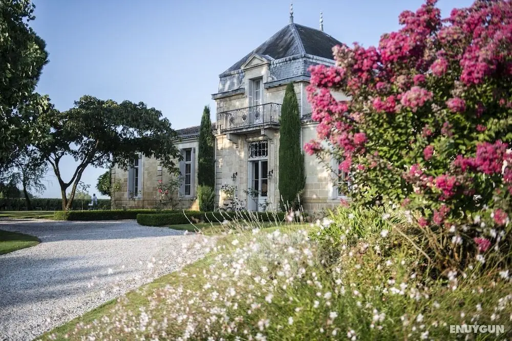 Château Cordeillan-Bages - Dış Mekan