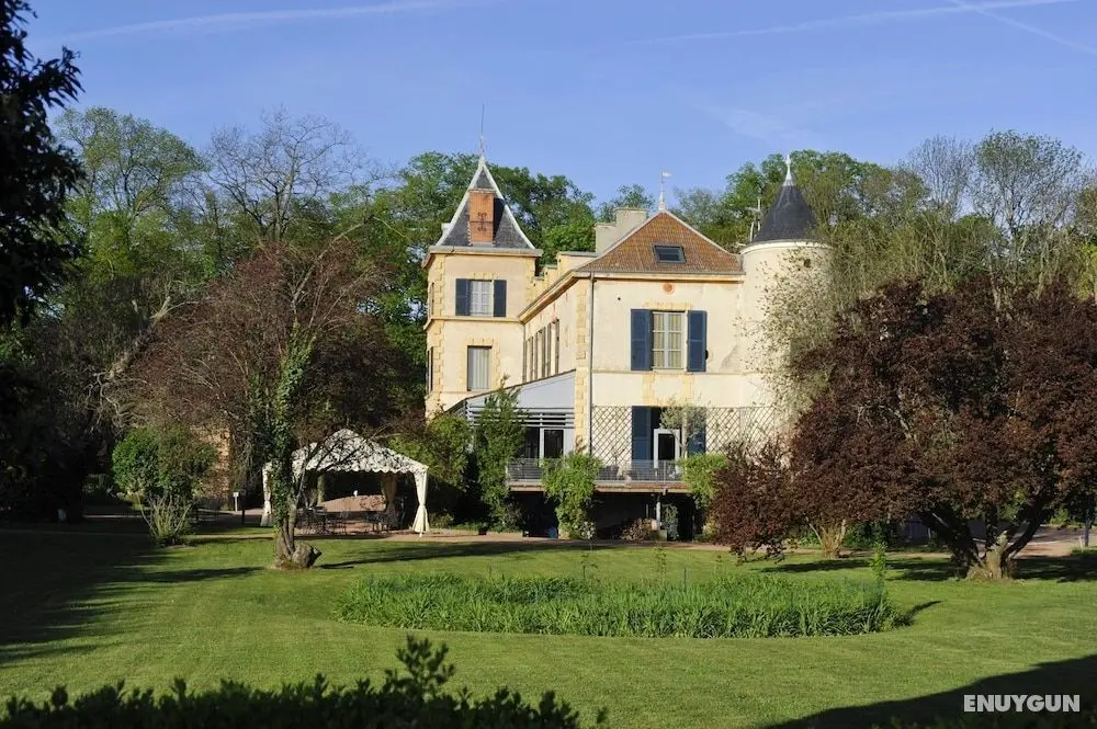Chateau De Champlong - Dış Mekan