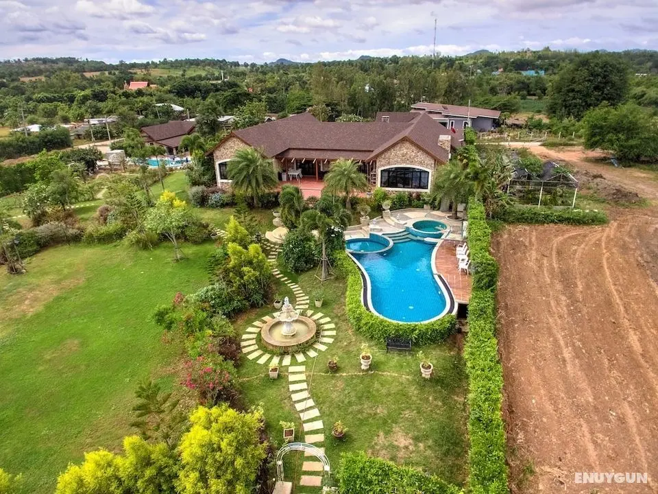 Chateau de Prim Khao Yai - Dış Mekan