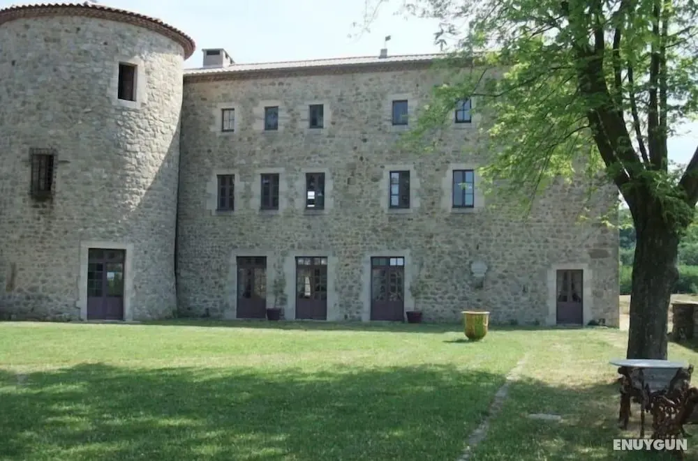 Château du Besset - Dış Mekan
