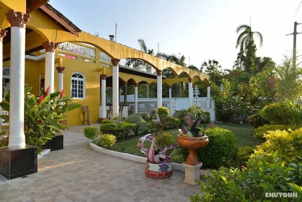 Chateau Margarite Hotel - Dış Mekan