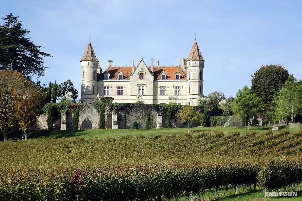 Château Moncassin - Dış Mekan