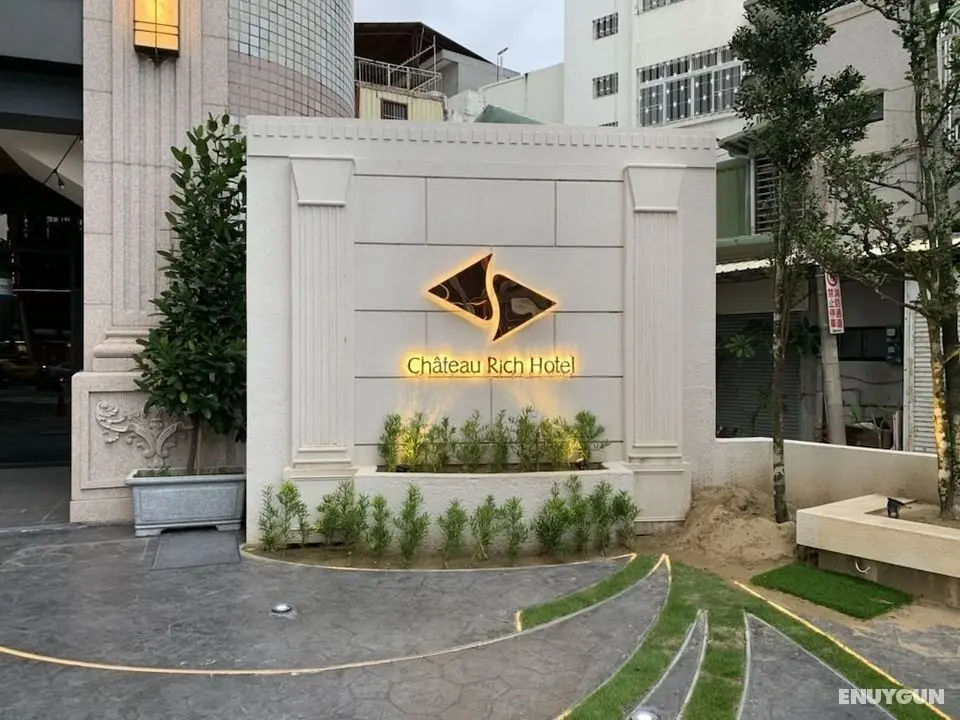 Chateau Rich Hotel - Dış Mekan