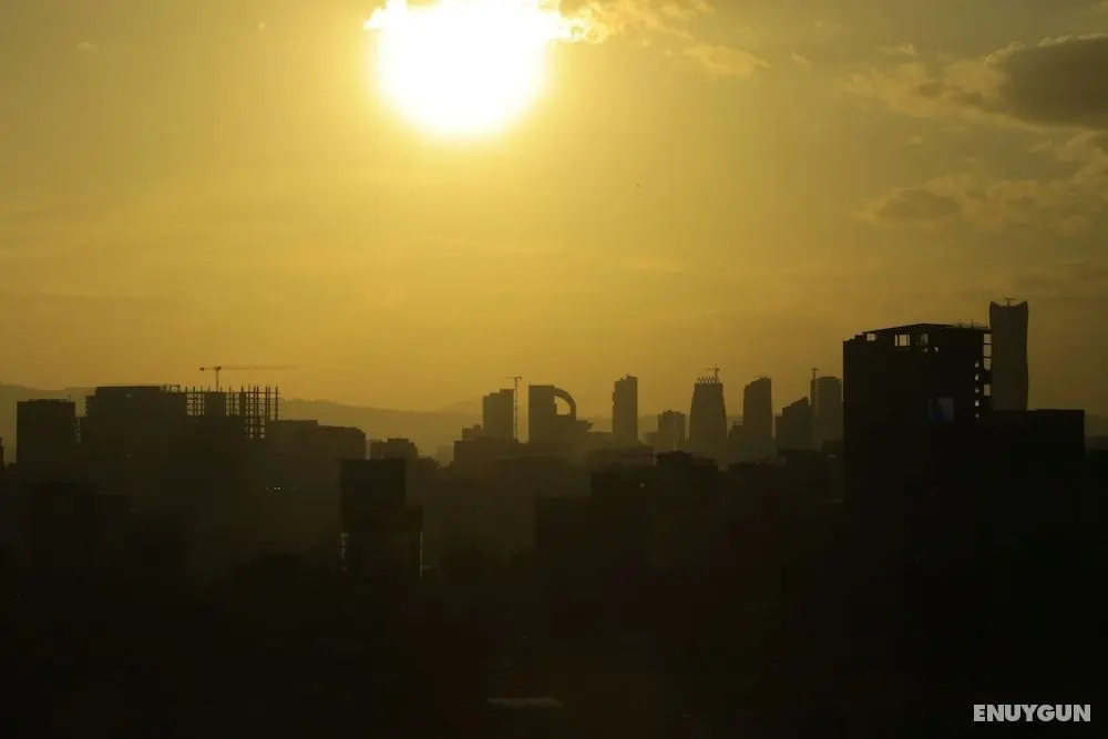 Check Inn Hotels - Addis Ababa - Oda Manzaraları