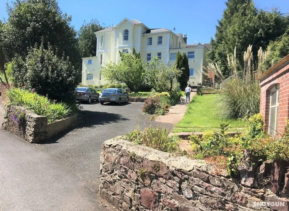 Chelston Dene Holiday Apartments - Öne Çıkan Resim
