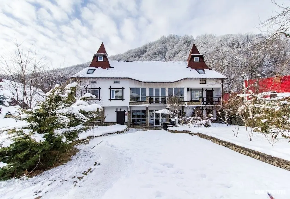 Cherepanovs' Guest House - Öne Çıkan Resim
