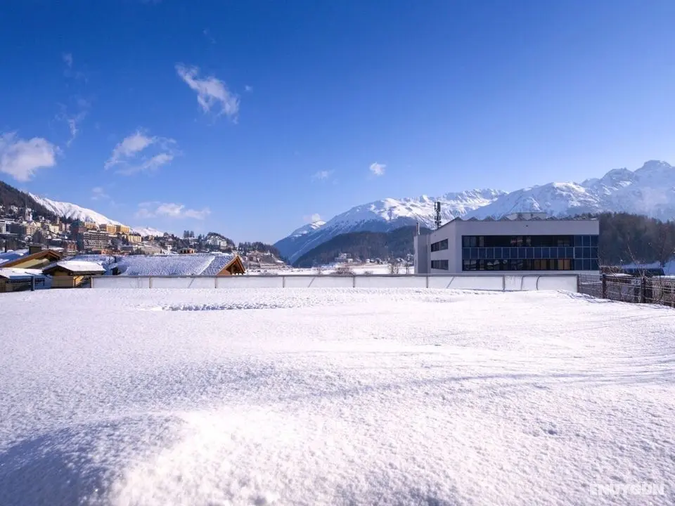 Chesa Piz Mezdi - St Moritz St Moritz - Oda