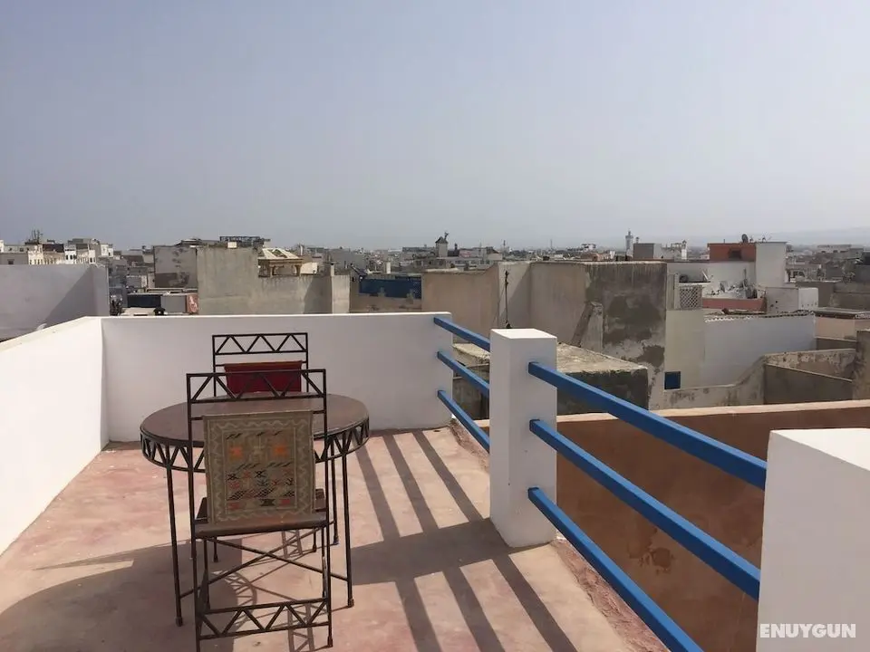 Chez Aziza - Dış Mekanlar
