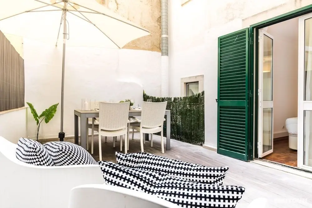 Chiad1 · Duque 53 Amazing Terrace · Netflix · AC - Öne Çıkan Resim