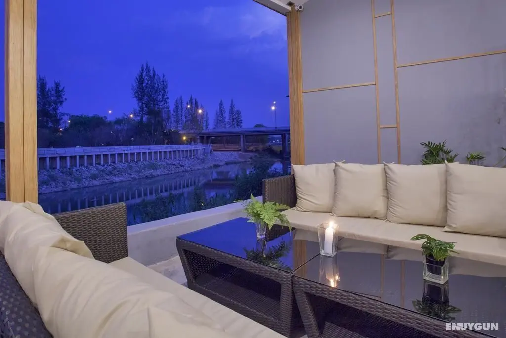 The Chiang Mai Riverside - Genel
