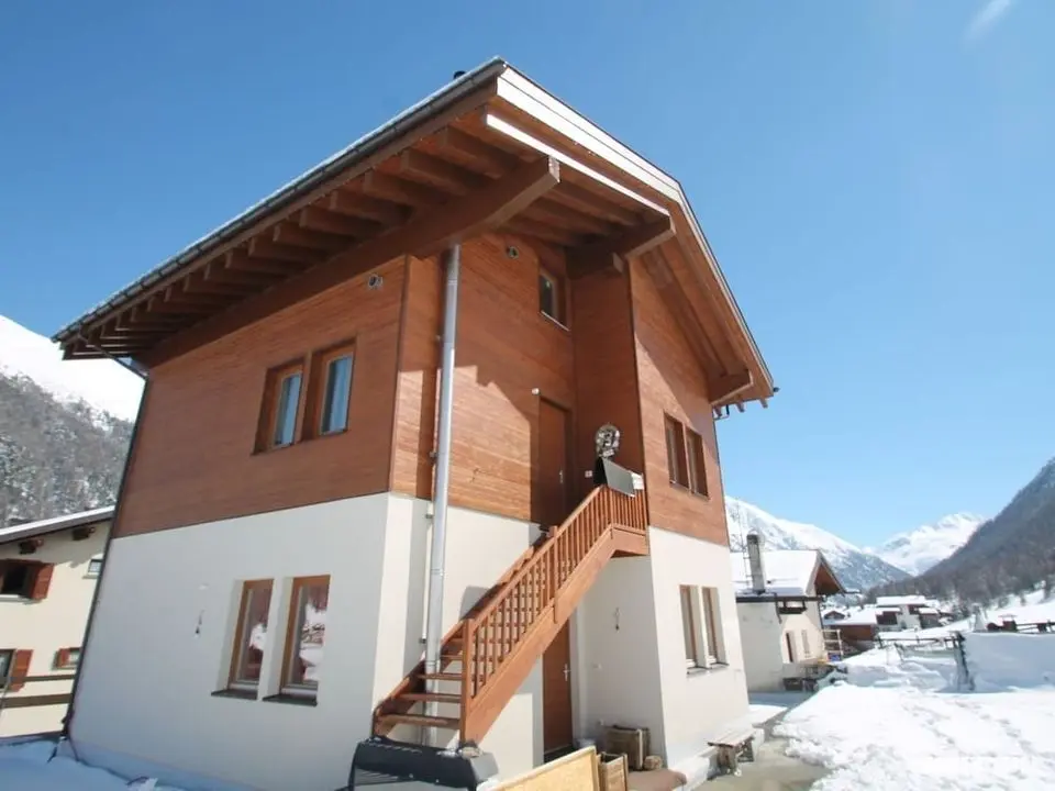 Chic Holiday Home in Livigno near Ski Area - Öne Çıkan Resim