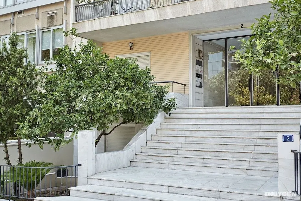 Chic n Bright 3 Bd Apt with Hilton View - Dış Mekan