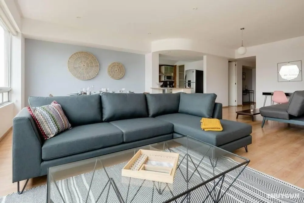 Chic Renovated Pet Friendly Apt W Garden GYM - Oda