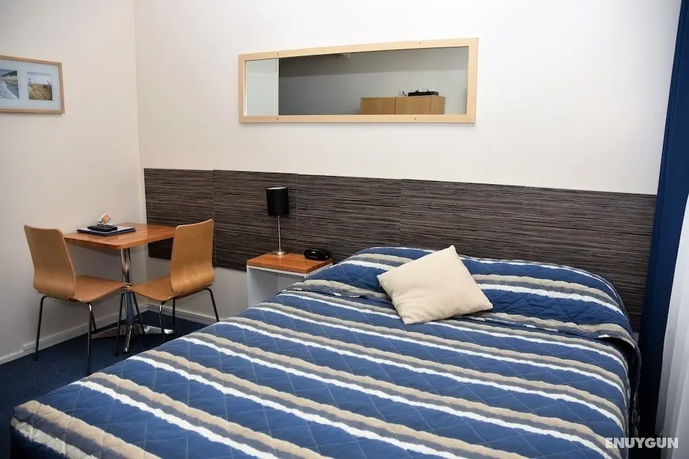 Chinchilla Motel - Oda