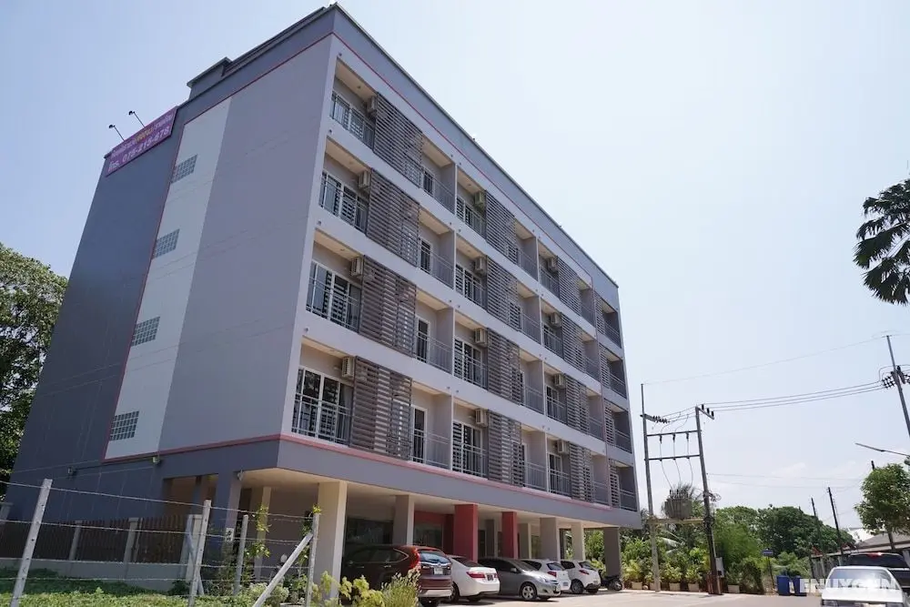 Chompu Nakarin Apartment - Öne Çıkan Resim