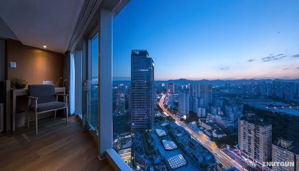 Chongqing White Cloud Boutique Hotel - Konum Öne Çıkanlar