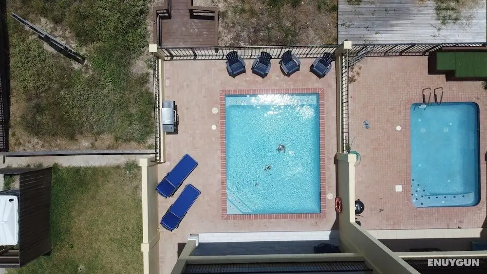 Chris Beach Pool Townhome - Oda Manzaraları