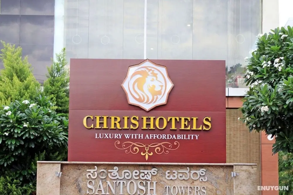 Chris Hotel Whitefield - Dış Mekan