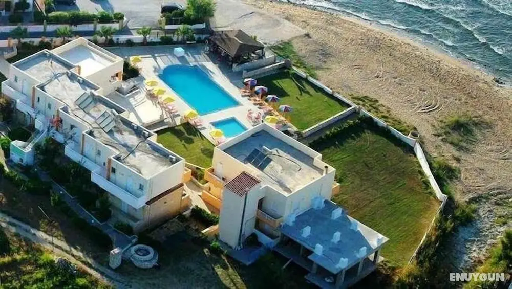 Chrisanna Apartments & Studios - Öne Çıkan Resim