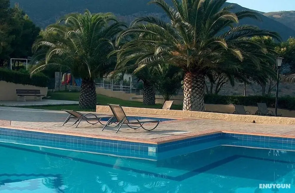 Chrissa Camping Rooms & Bungalows - Öne Çıkan Resim