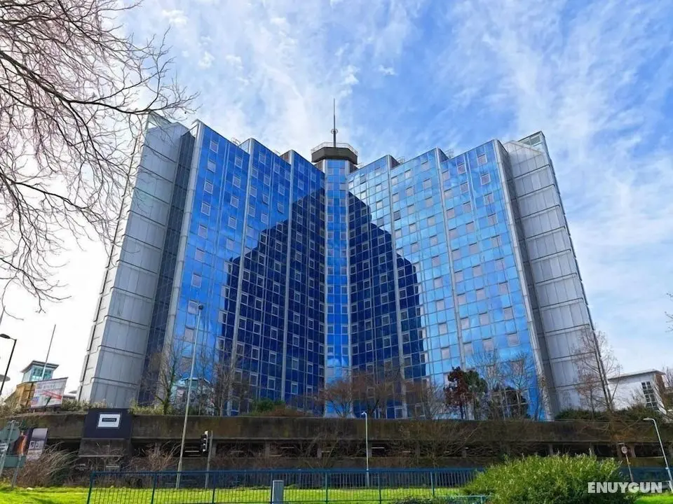 Churchill Place Basingstoke - Dış Mekan