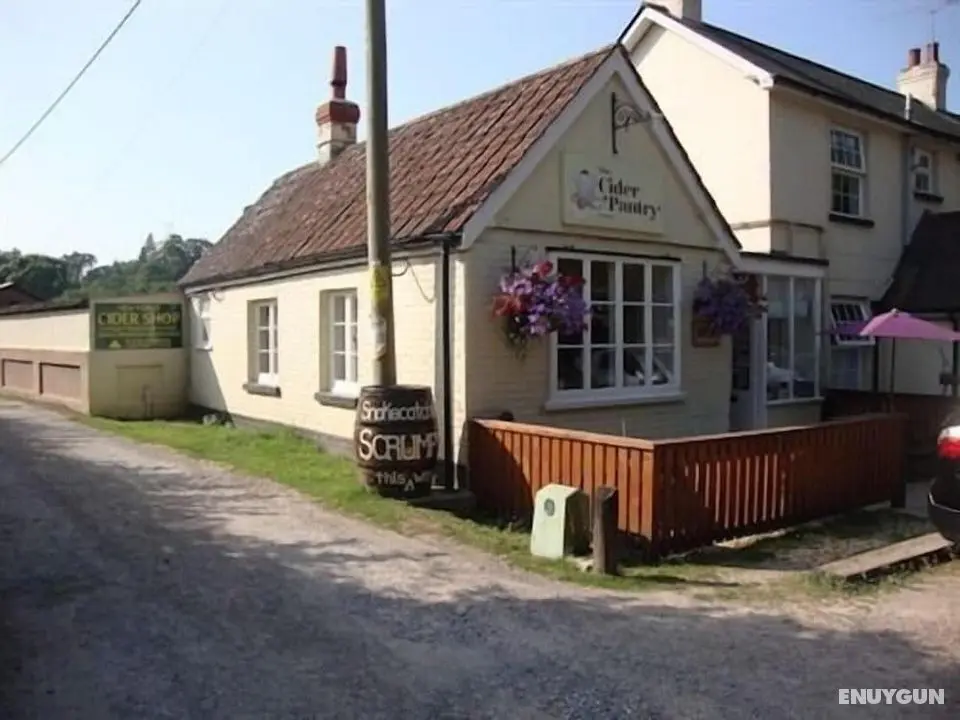 Cider Cottages - Öne Çıkan Resim