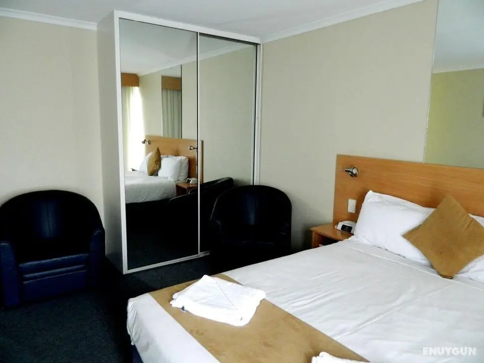 Ciloms Airport Lodge - Genel