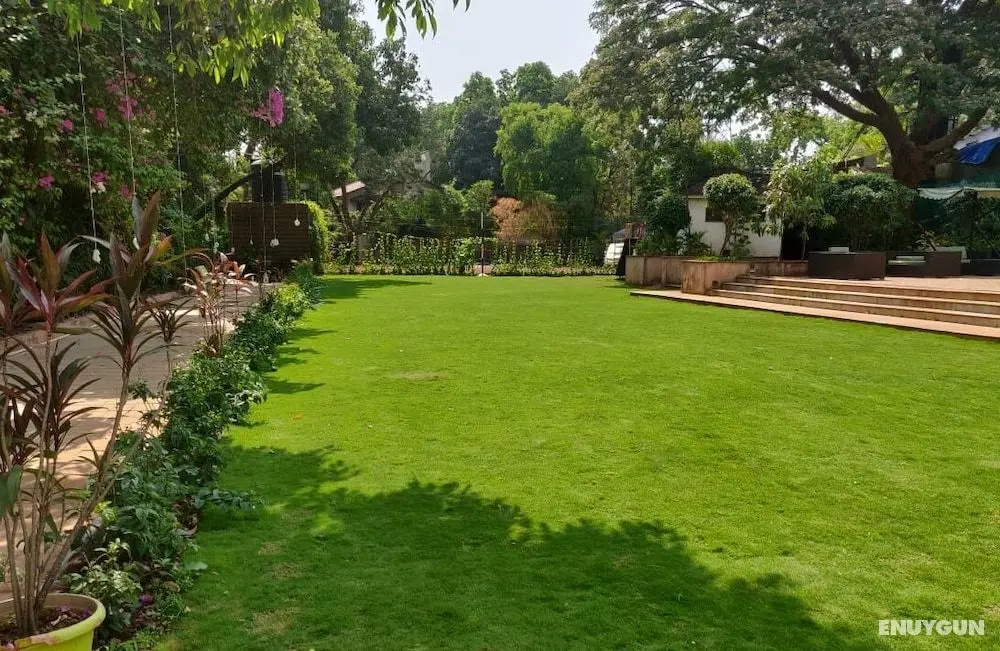 Citrus Hotel Lonavala - Dış Mekanlar