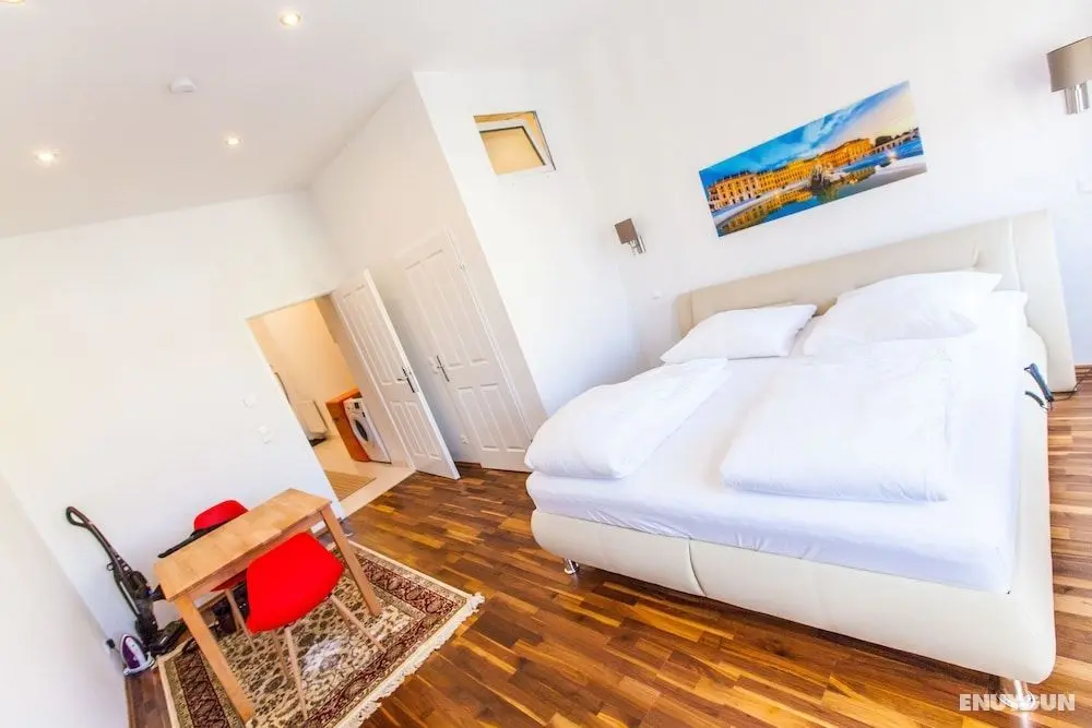City Apartment by Stadthalle - Öne Çıkan Resim