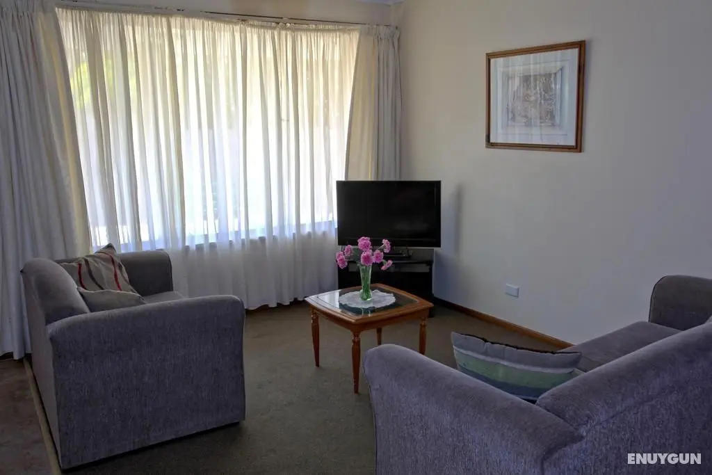 City Central Motor Inn and Apartments - Genel