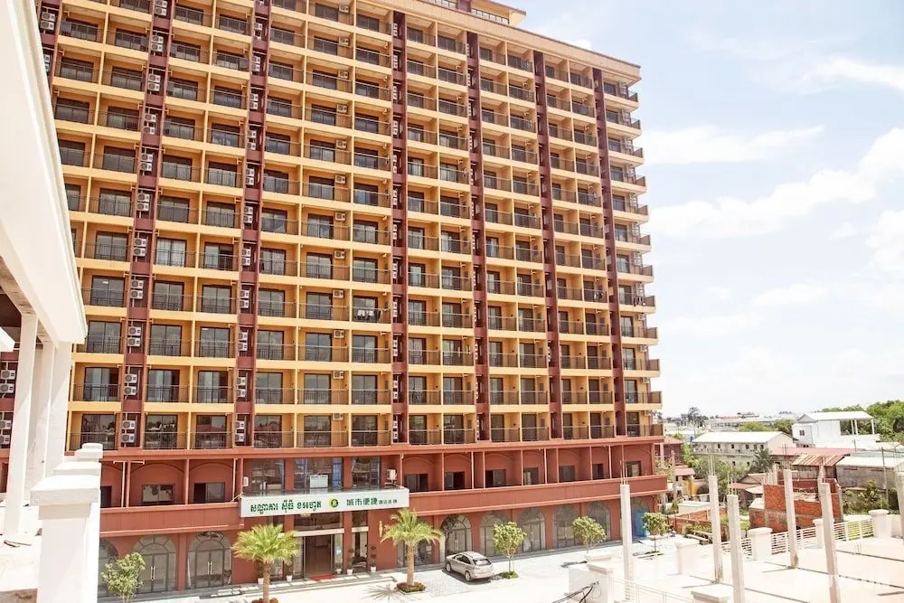 City Comfort Airport Hotel Phnom Penh - Dış Mekan