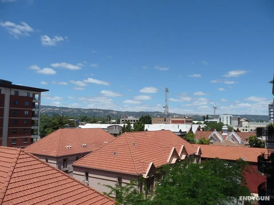 City Escape 3BD in Adelaides East End 6 - Oda Manzaraları