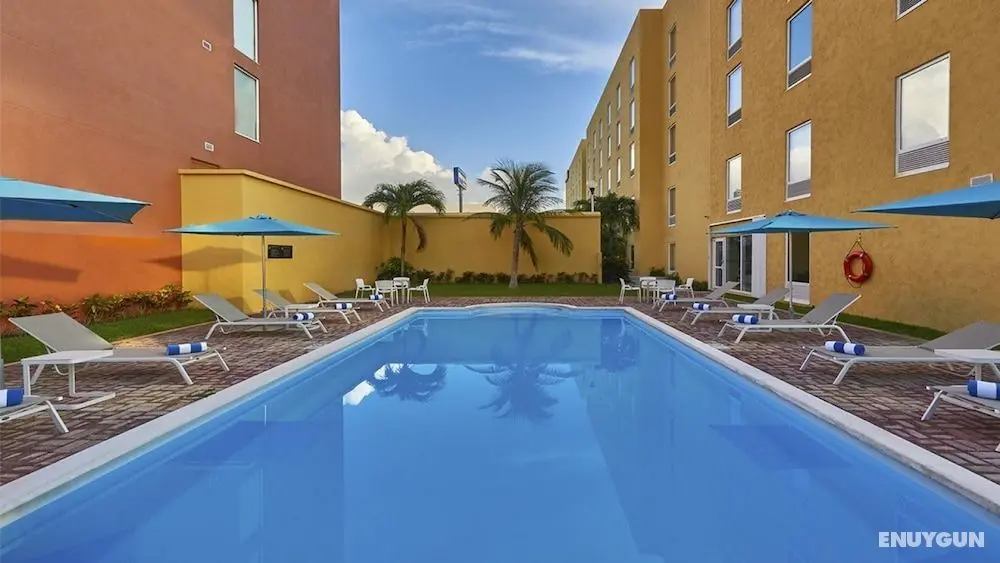 City Express Cancun - Öne Çıkan Resim