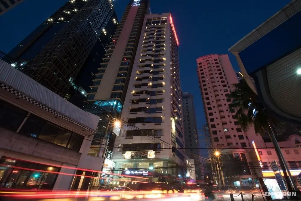 City Garden Hotel Makati - Dış Mekan