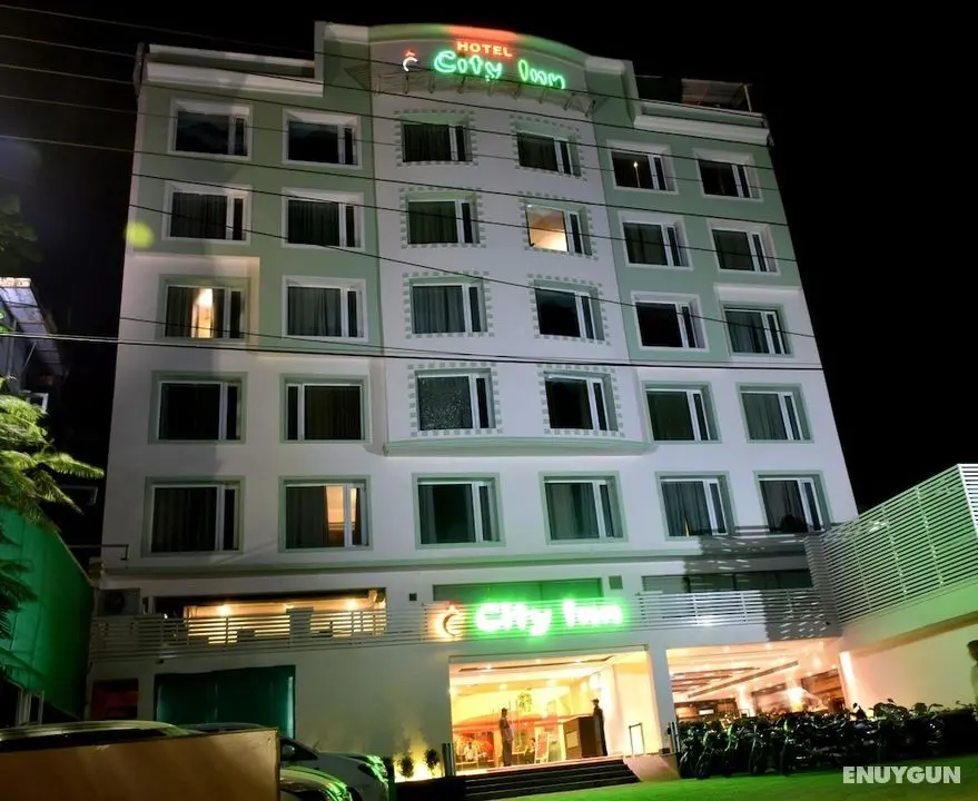 Hotel City Inn Varanasi - Dış Mekan