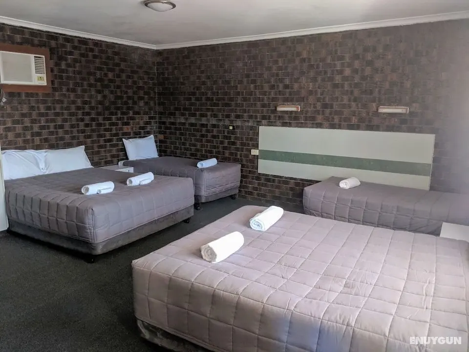 City Lights Motel - Oda