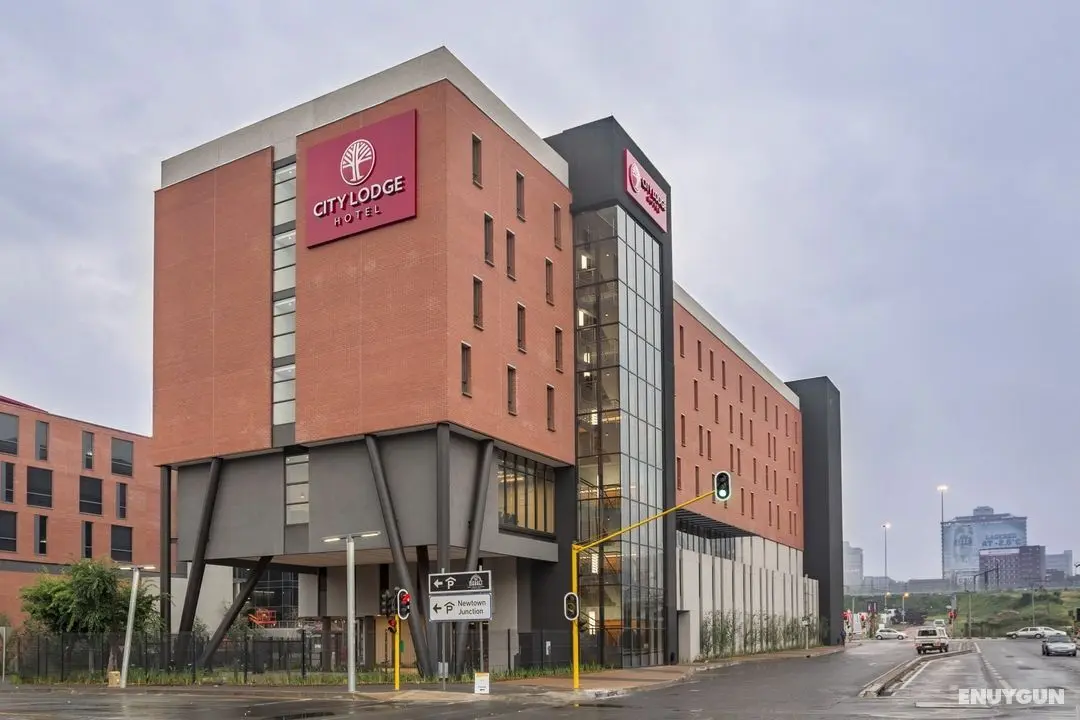 City Lodge Hotel Newtown - Genel