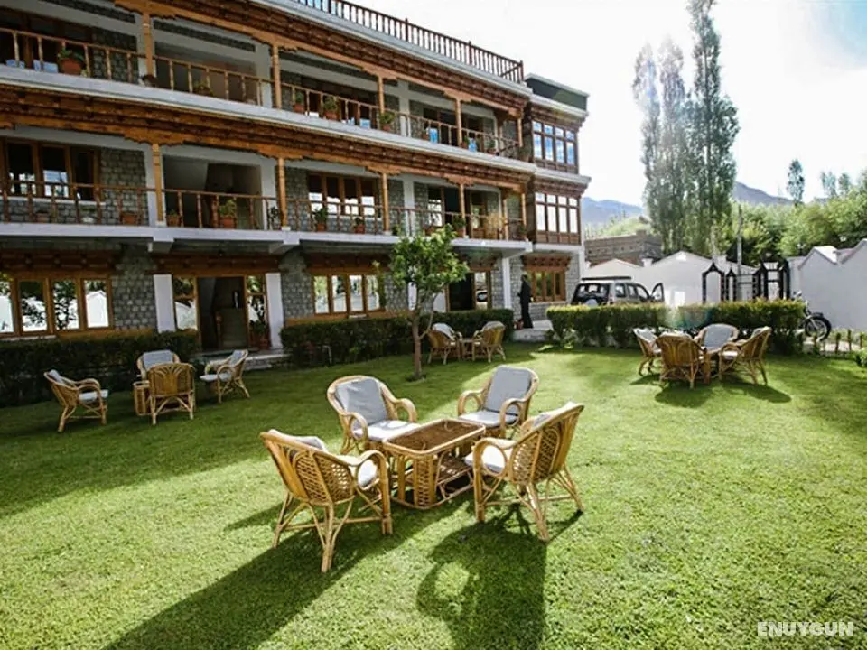 Hotel City Palace - Dış Mekan