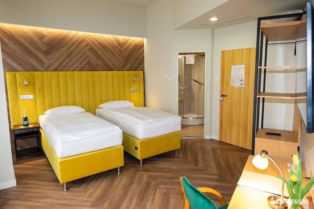 City Hotel Pilvax - Öne Çıkan Resim