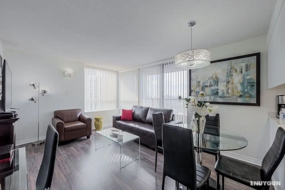 City View High Floor Bay Gerrard Pet Friendly Condo Walk to Sick Kids Hospital - Öne Çıkan Resim