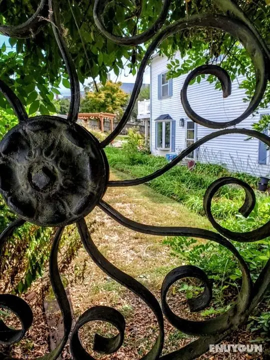 The Claiborne House - Öne Çıkan Resim