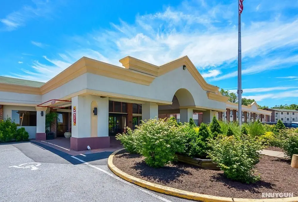 Clarion Inn Harpers Ferry-Charles Town - Genel
