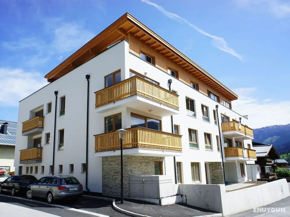 Classy Apartment in Zell am see With Terrace - Öne Çıkan Resim