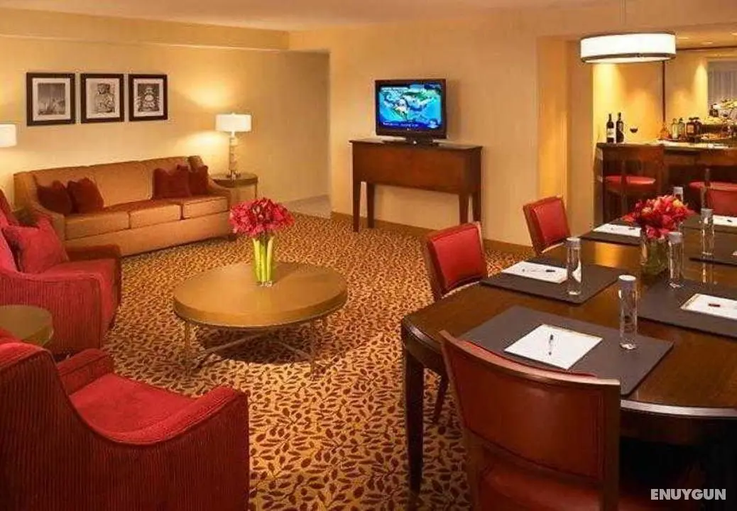 Cleveland Airport Marriott - Oda