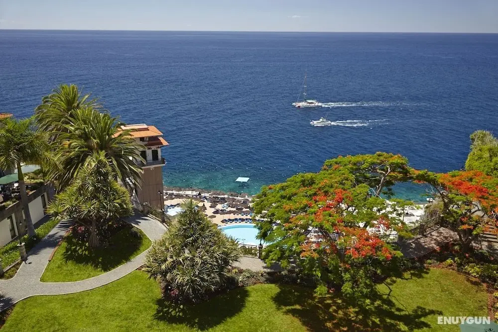The Cliff Bay - Öne Çıkan Resim