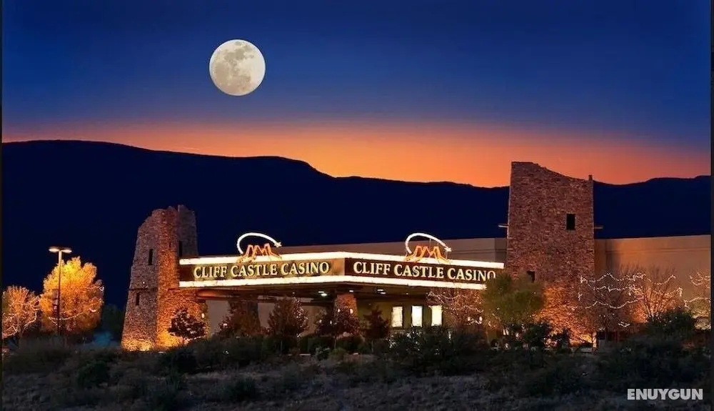 Cliff Castle Casino Hotel - Dış Mekan