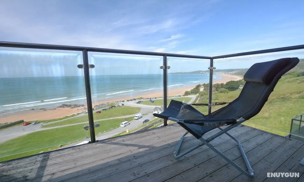 Clifton Court Apt 20 With Heated Pool - Öne Çıkan Resim