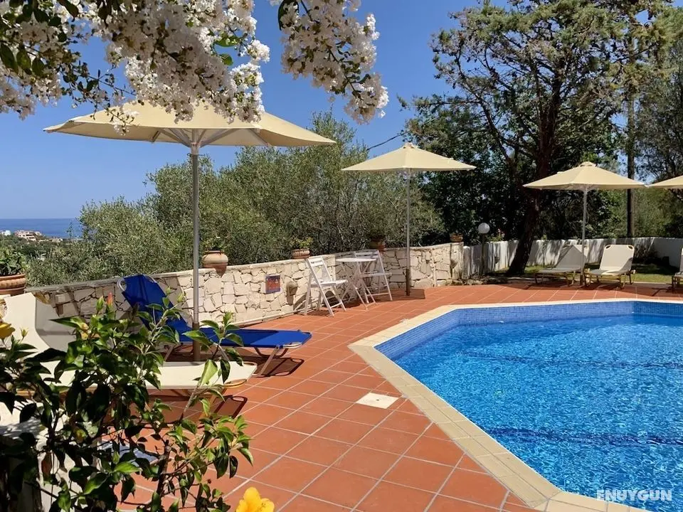 Villa-clio Sublime Views Down to the sea - Oda