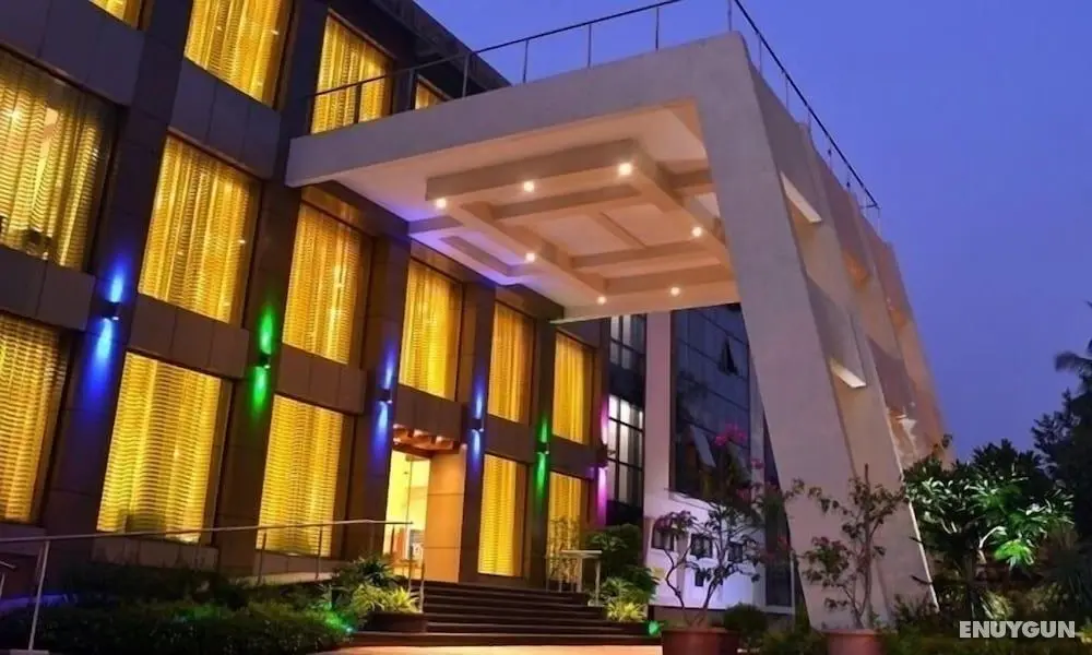 Club Emerald - Öne Çıkan Resim