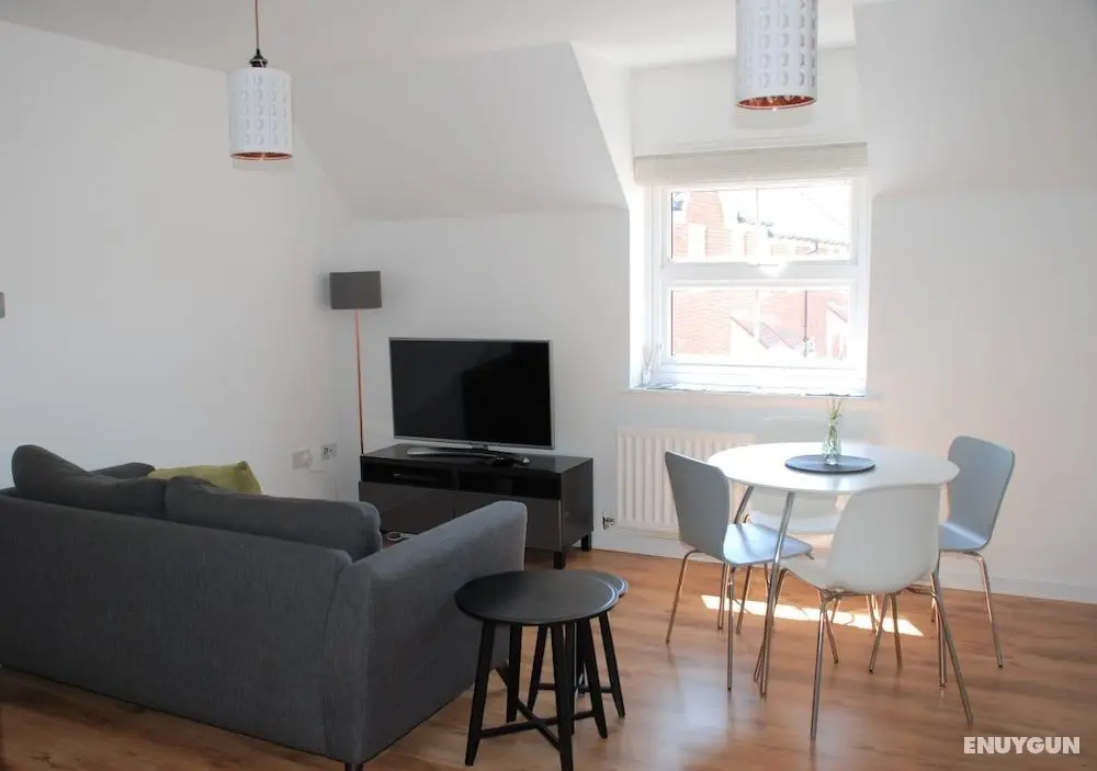 Coach House - Öne Çıkan Resim